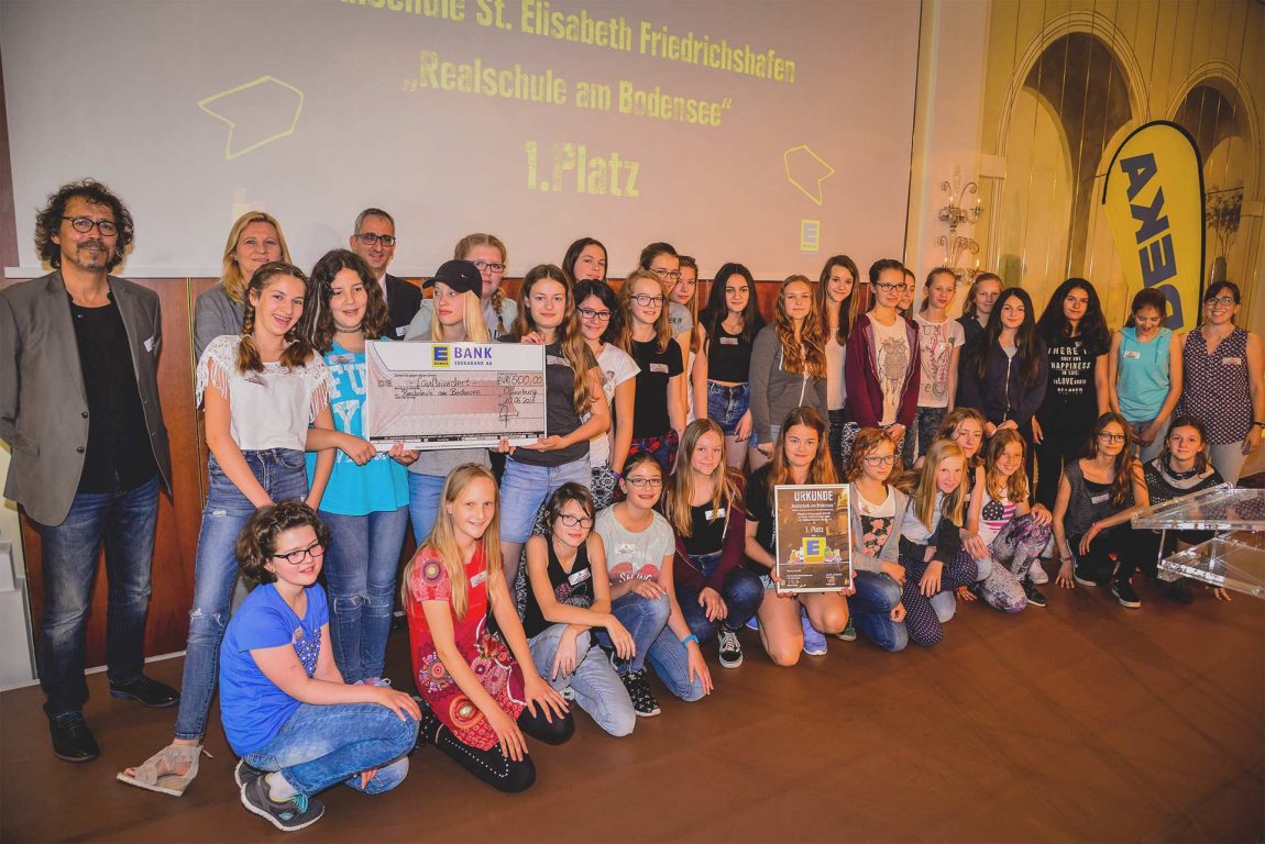 Scheckübergabe Mädchen- und Jungenrealschule St. Elisabeth Friedrichshafen