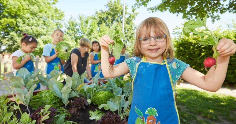 Gemüsebeete für Kids: kleine Gärtner ganz groß