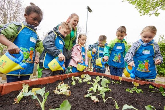 Gemüsebeete für Kids: kleine Gärtner ganz groß